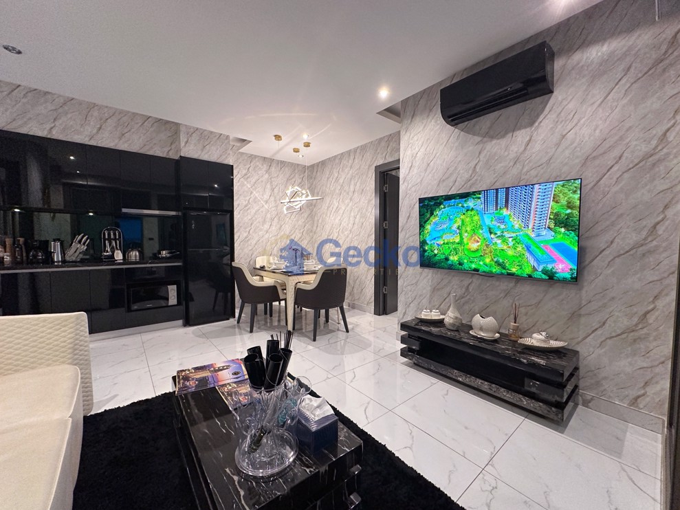2 Bedrooms Condo in Grand Solaire South Pattaya C013398 (Photo 2)