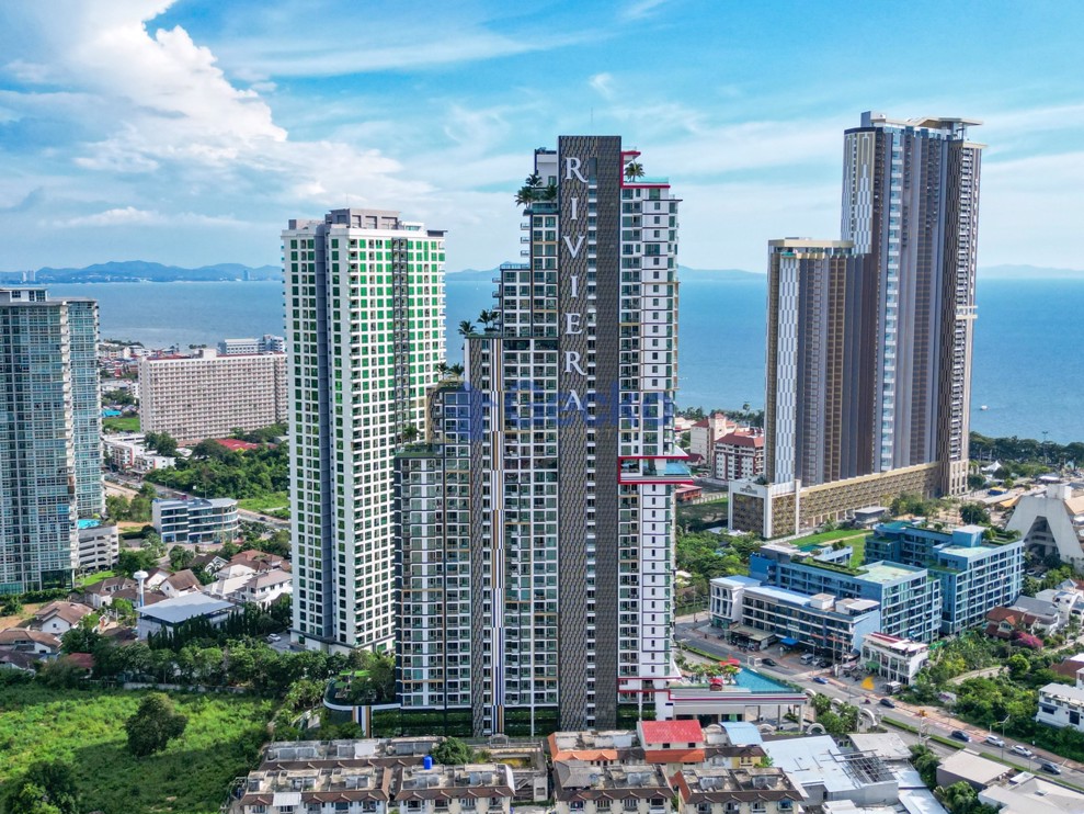 1 Bedroom Condo in The Riviera Ocean Drive Jomtien C013399 (Photo 1)