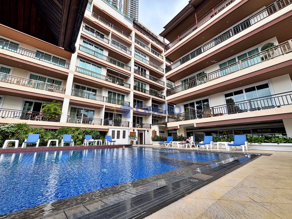 Jomtien Beach Penthouse (Photo 1)