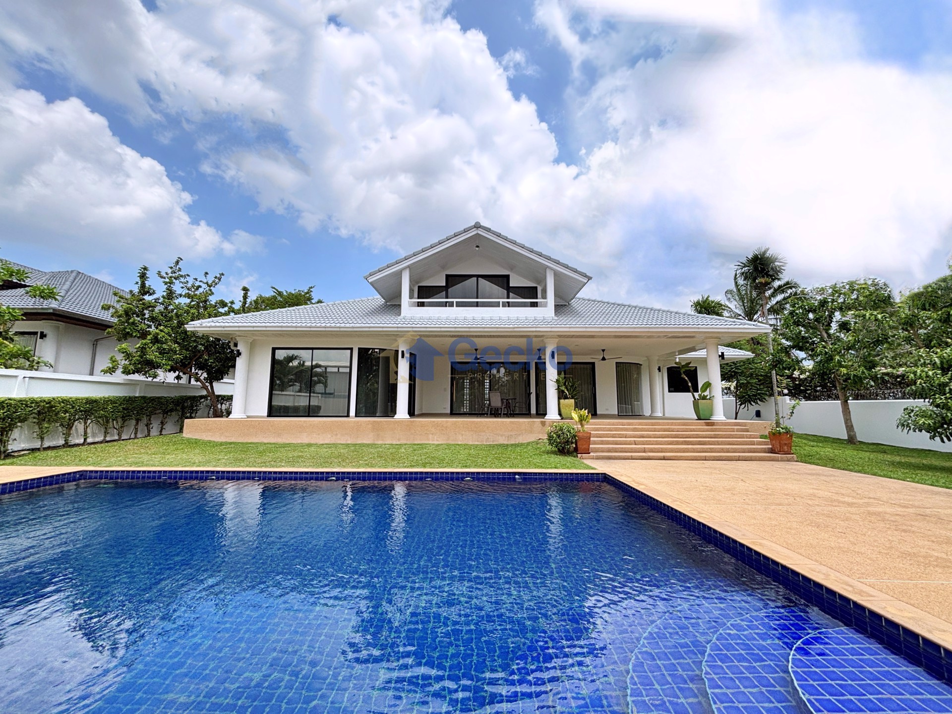 4 ห้องนอน บ้าน  พัทยาตะวันออก H013405