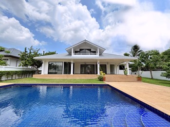 4 ห้องนอน บ้าน  พัทยาตะวันออก H013405