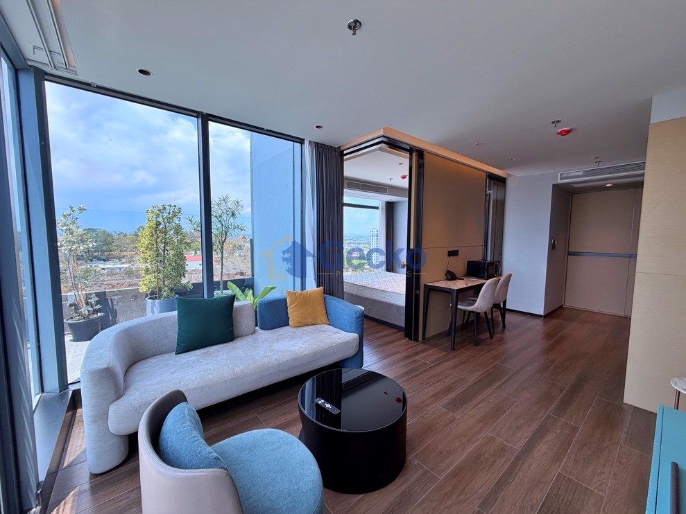 1 Bedroom Condo in Beverly Mountain Bay Pattaya Pratumnak C013406 (Photo 1)
