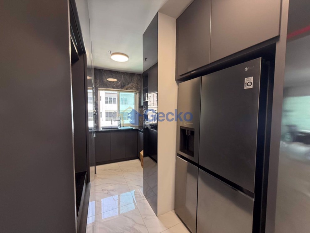 1 Bedroom Condo in View Talay 3 Pratumnak C013409 (Photo 3)
