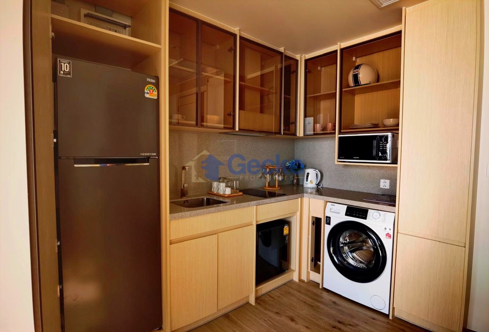 1 Bedroom Condo in Arom Wongamat Wongamat C013413 (Photo 3)