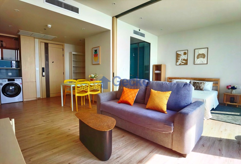 1 Bedroom Condo in Arom Wongamat Wongamat C013413 (Photo 2)