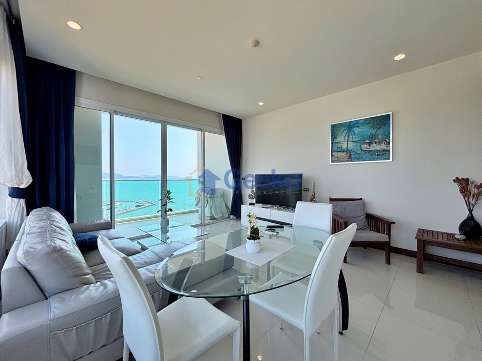 2 Bedrooms Condo in  Movenpick White Sand Beach Pattaya Na Jomtien C013414 (Photo 4)