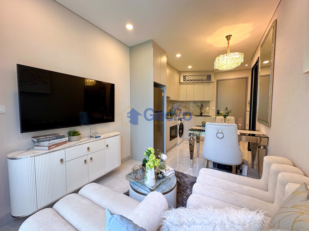1 Bedroom Condo in Copacabana Coral Reef Jomtien Jomtien C013420 (Photo 3)
