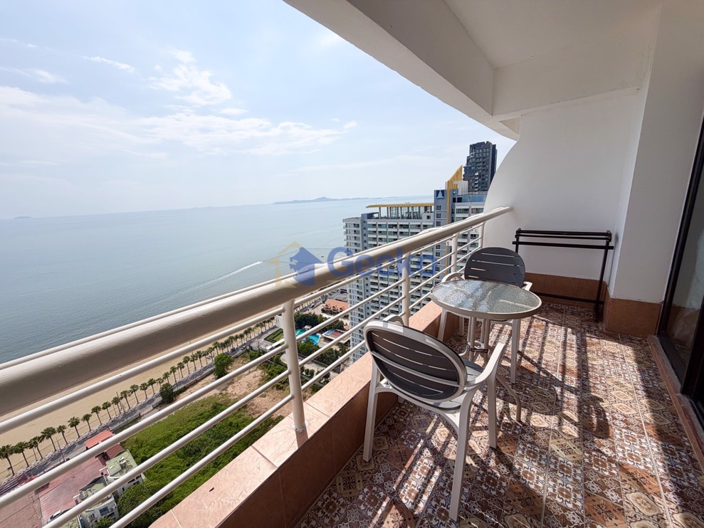 Studio Condo in Metro Jomtien Condotel Jomtien C013424 (Photo 1)