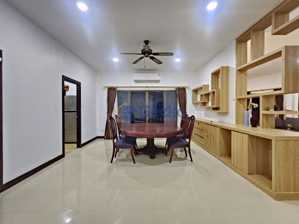 3 ห้องนอน บ้าน in SP Village 3  พัทยาตะวันออก H013427 (Photo 4)