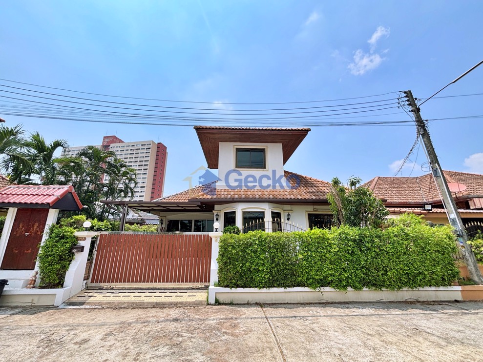 3 Bedrooms House in Grand Lotus Place  Jomtien H011562 (Cover Photo)
