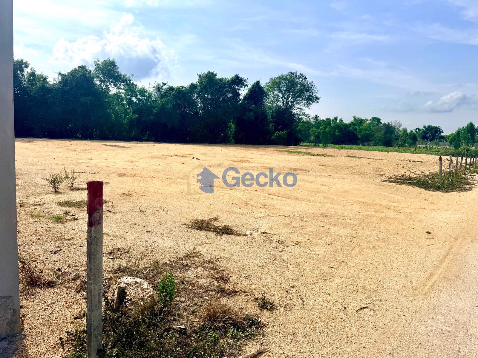 Land available in Huay Yai L013432