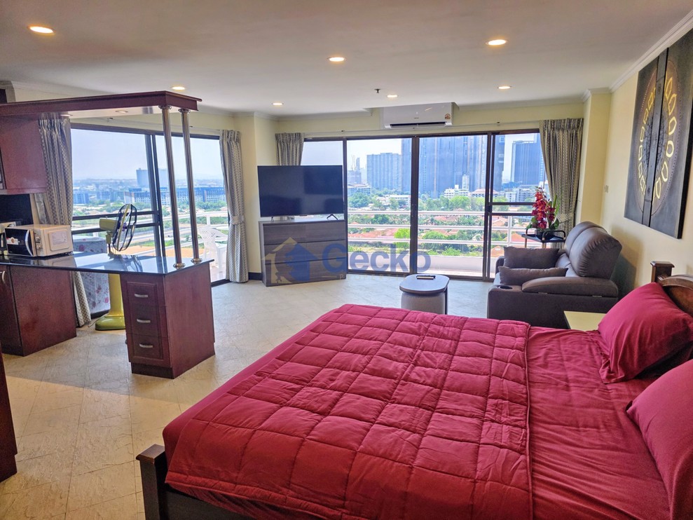 Studio Condo in View Talay 2 Jomtien C013437 (Photo 1)