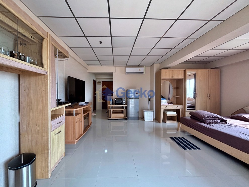 Studio Condo in Jomtien Beach Condo Jomtien C013442 (Photo 3)