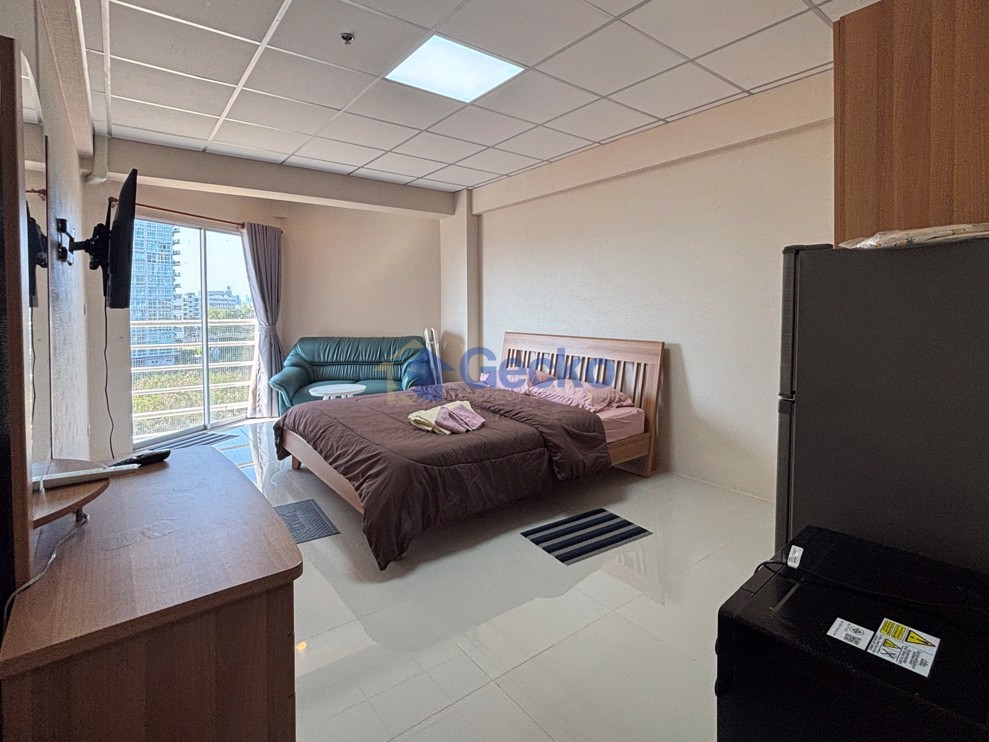 Studio Condo in Jomtien Beach Condo Jomtien C013443 (Photo 2)