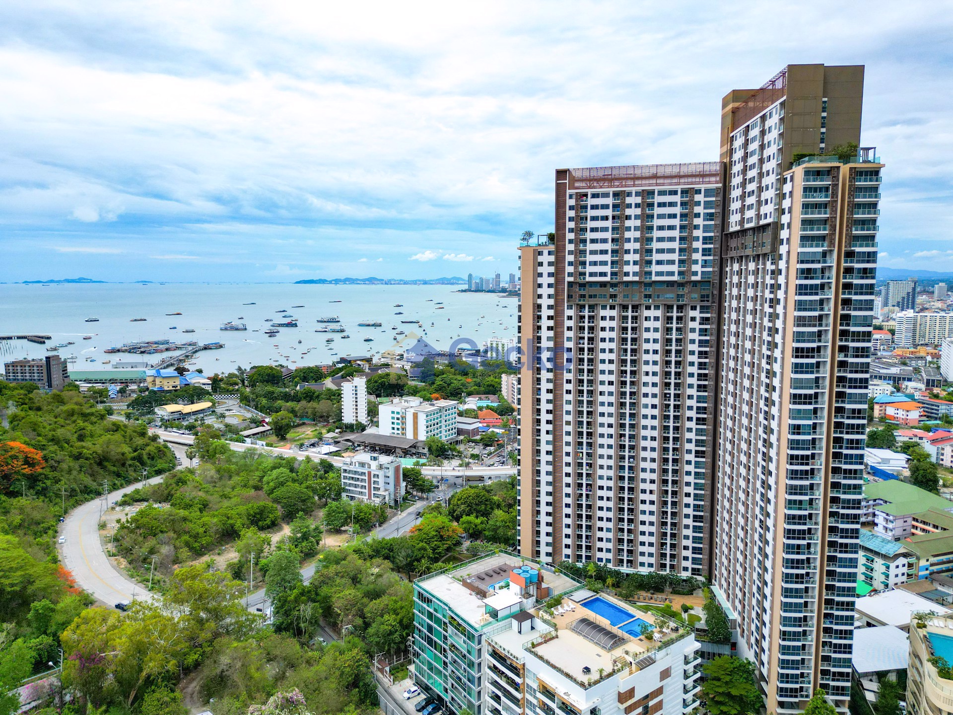 2 Bedrooms Condo in Unixx South Pattaya South Pattaya C013447