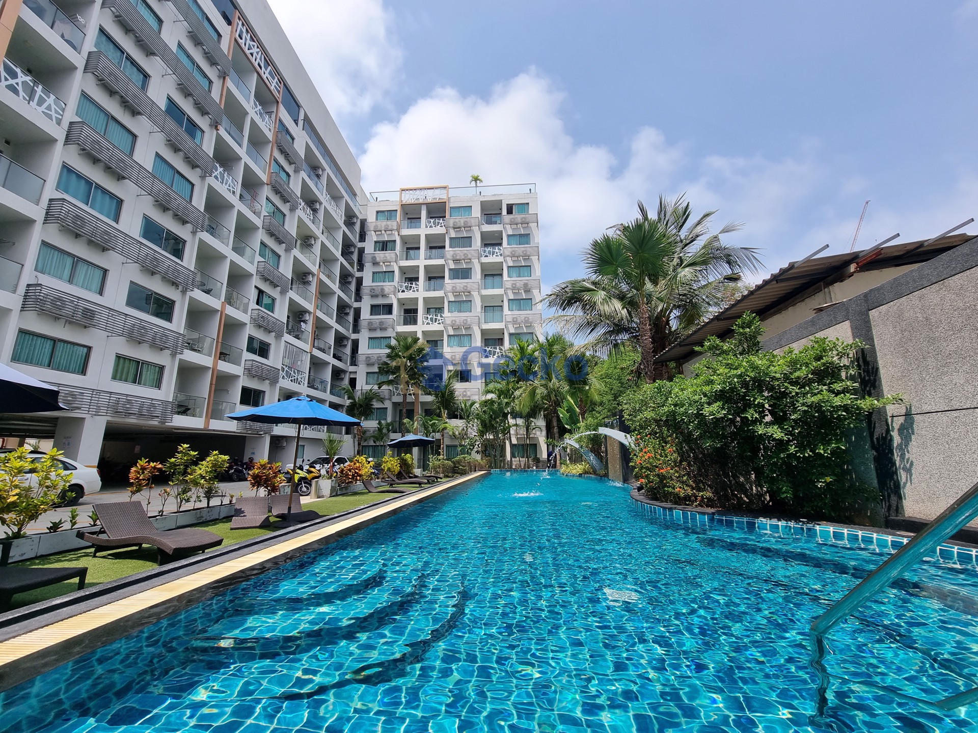 Studio Condo in Water Park Pratumnak C013448