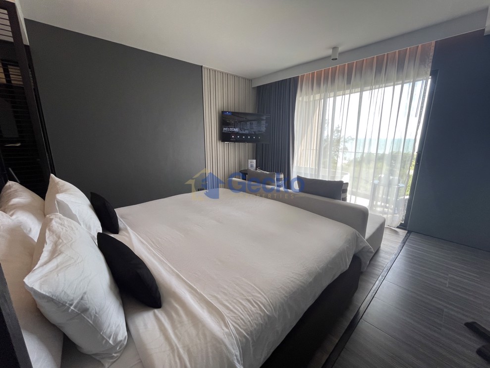 Studio Condo in Bayphere Hotel Pattaya Na Jomtien C013458 (Photo 2)