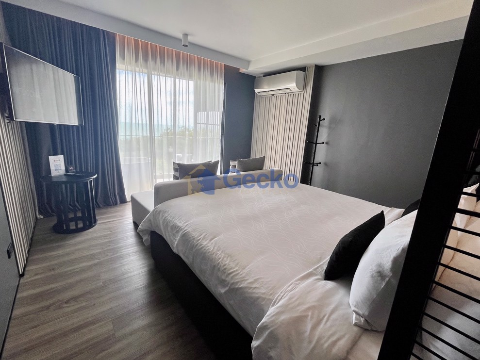 Studio Condo in Bayphere Hotel Pattaya Na Jomtien C013458 (Photo 1)