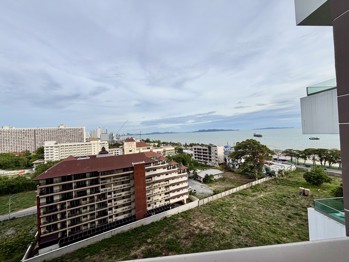1 Bedroom Condo in Copacabana Beach Jomtien C010781