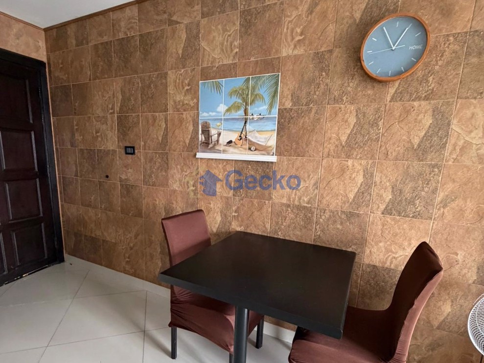 1 Bedroom Condo in Park Lane Jomtien C013465 (Photo 3)