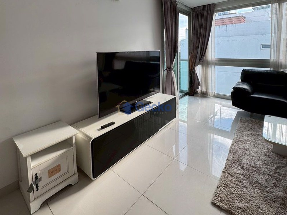 3 Bedrooms Condo in Club Royal Wongamat C013469 (Photo 4)