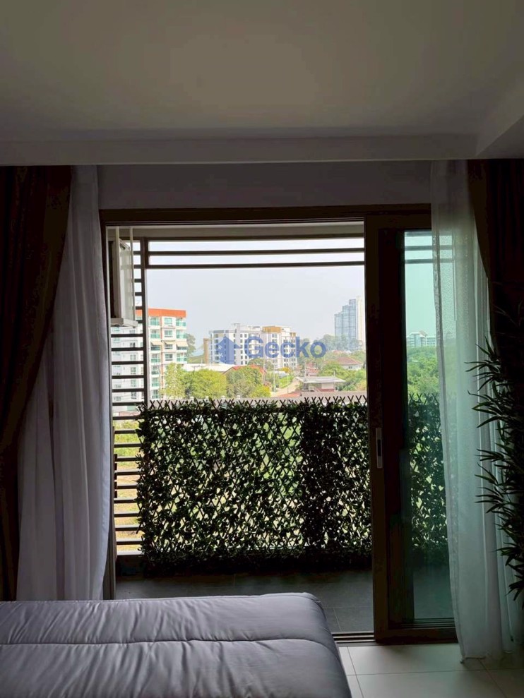 สตูดิโอ คอนโดมิเนี่ยม in Econdo Bang Saray บางเสร่ C011008 (Photo 4)
