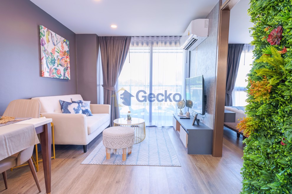 Studio Condo in Eco Resort Bang Saray C013479 (Photo 3)