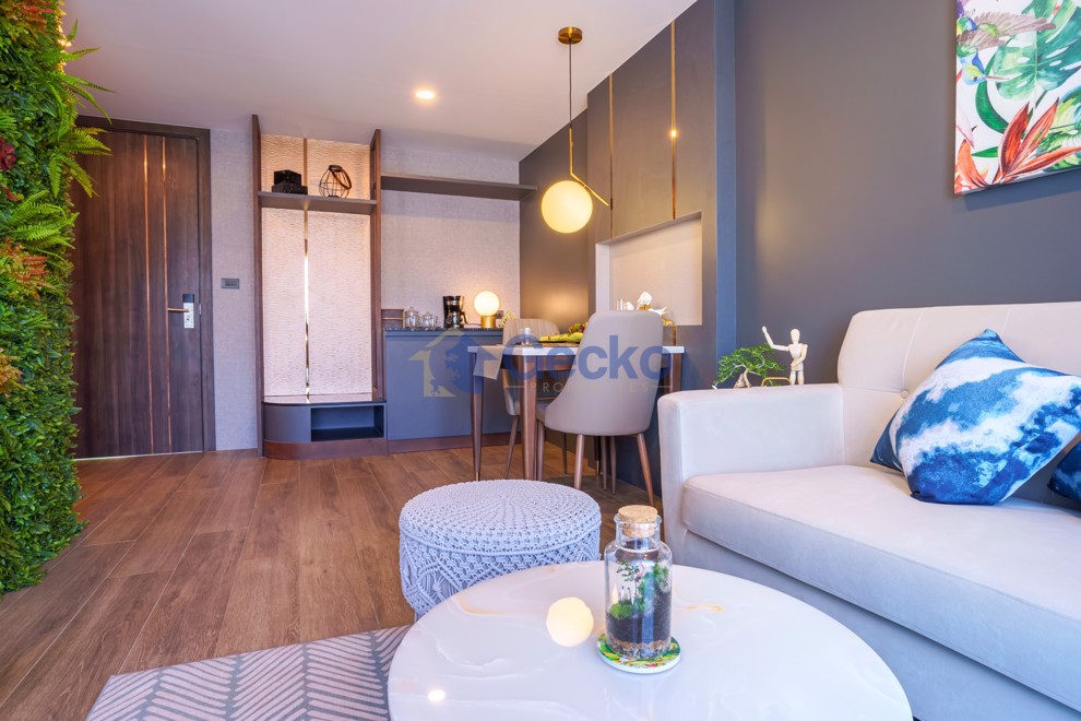 1 Bedroom Condo in Eco Resort Bang Saray C013480 (Photo 3)