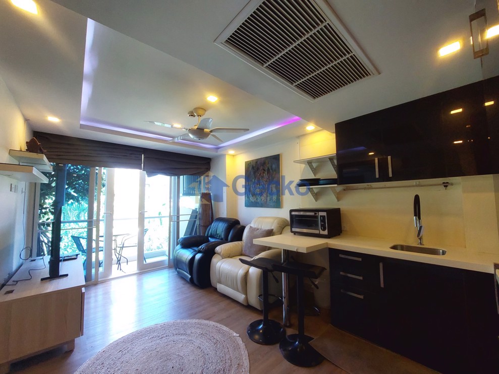 1 Bedroom Condo in Grand Avenue Residence Central Pattaya C013482 (Photo 3)