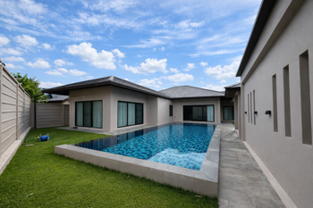 3 ห้องนอน บ้าน in บ้านพัทยา 5  ห้วยใหญ่ H013483
