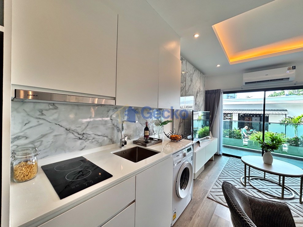 1 Bedroom Condo in Siam Oriental Oasis Pratumnak C013484 (Photo 3)