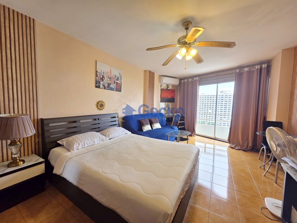Studio Condo in View Talay 1 Jomtien C013490 (Photo 3)