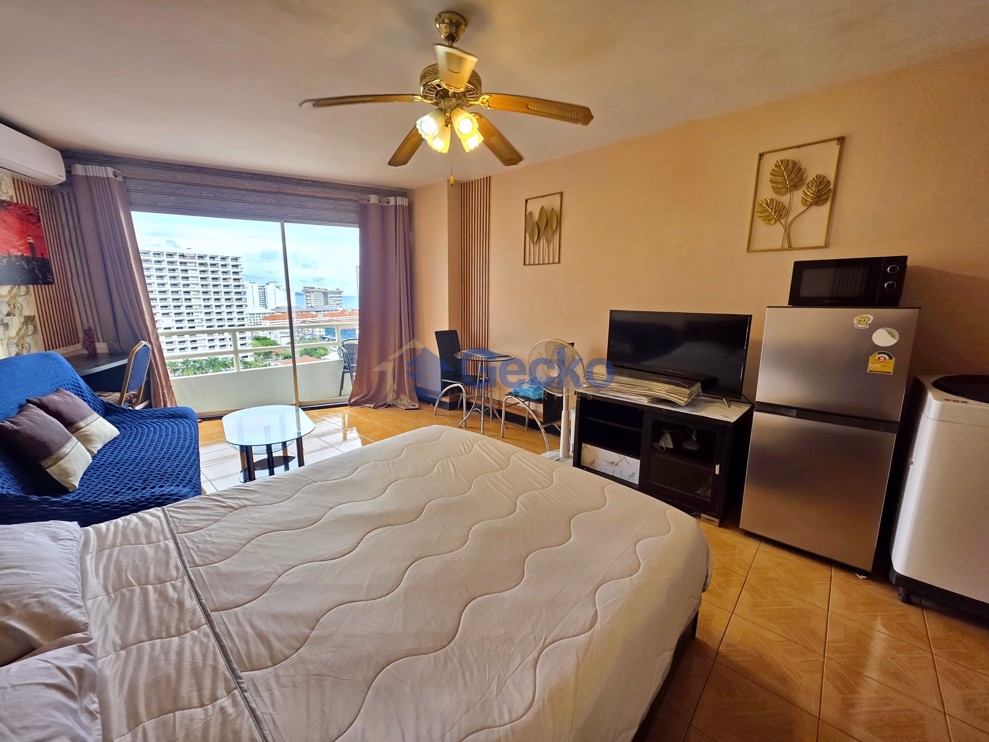Studio Condo in View Talay 1 Jomtien C013490 (Photo 1)