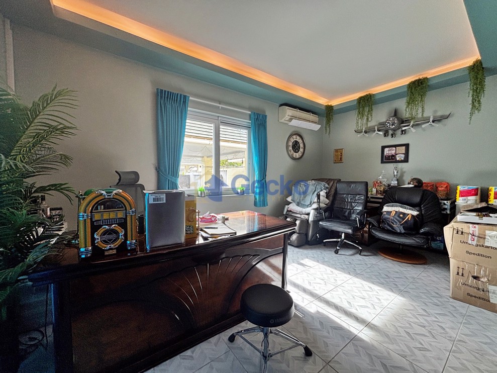 3 Bedrooms House in Green Field Villa 5  East Pattaya H013493 (Photo 3)