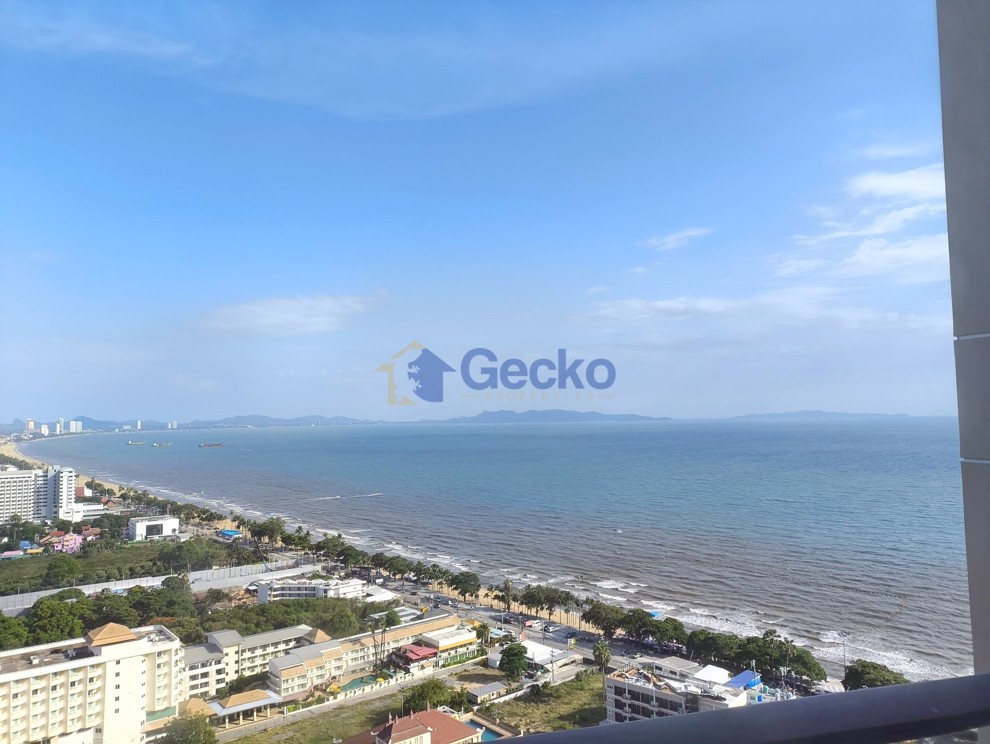 1 Bedroom Condo in Copacabana Beach Jomtien C013496 (Photo 1)