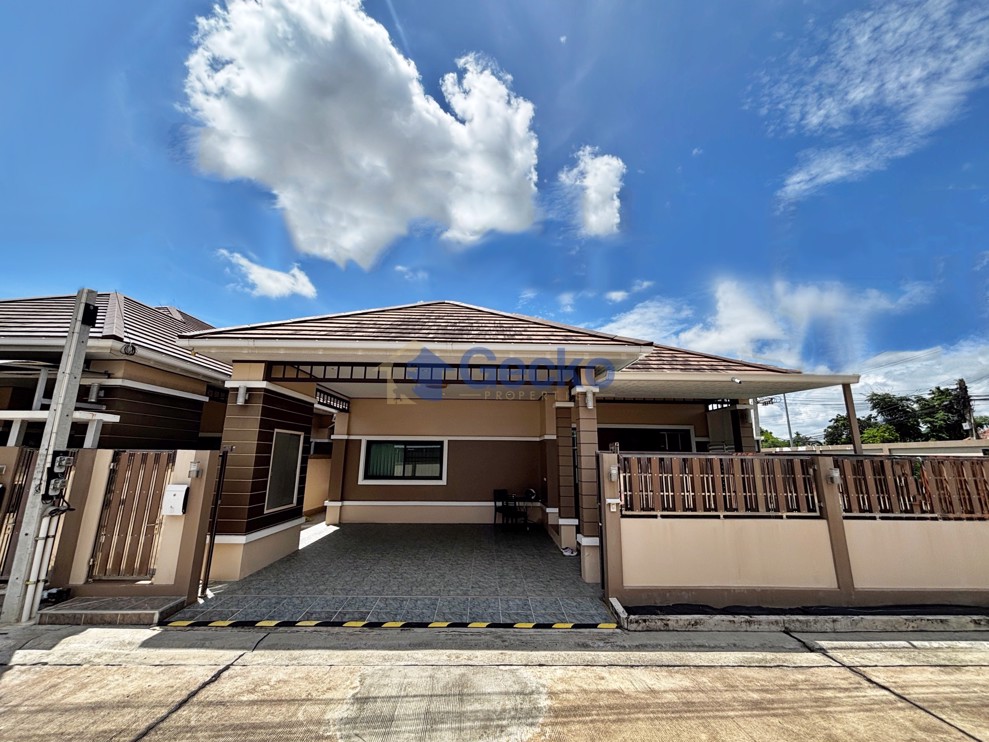 3 Bedrooms House in Living Grand Home   East Pattaya H013497 (Photo 1)