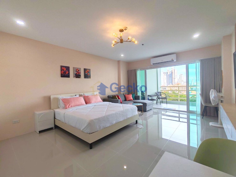Studio Condo in View Talay 5 Jomtien C013498 (Photo 4)