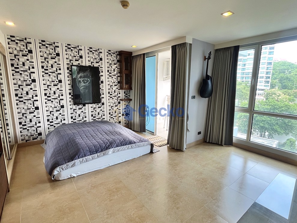Studio Condo in The Cliff Pratumnak C013499 (Photo 2)
