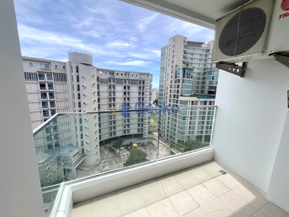Studio Condo in The Cliff Pratumnak C013500 (Photo 1)
