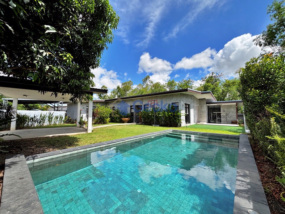 3 Bedrooms House  Bang Lamung H013502 (Cover Photo)