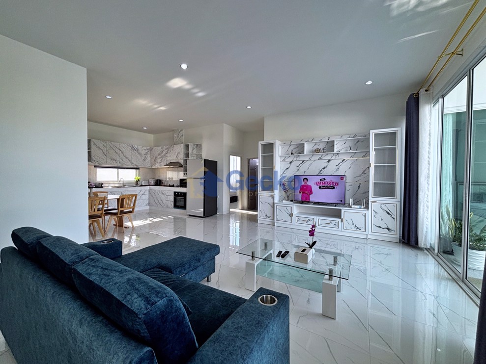 3 ห้องนอน บ้าน  พัทยาตะวันออก H013504 (Photo 2)