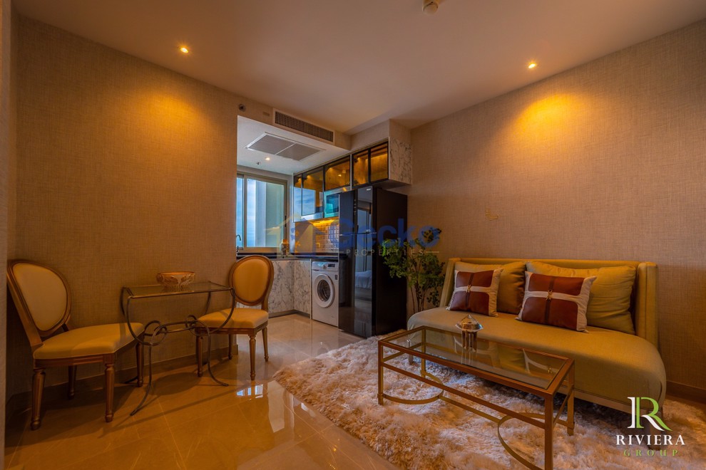 1 Bedroom Condo in The Riviera Monaco Pattaya Na Jomtien C010096 (Photo 1)