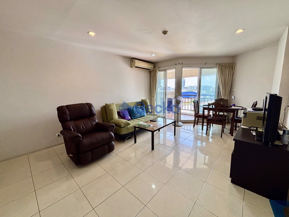 1 Bedroom Condo in Center Point Condominium  Central Pattaya C013507 (Photo 2)