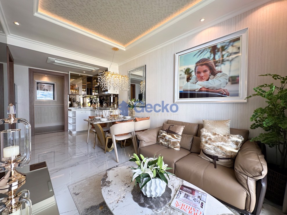 1 Bedroom Condo in The Riviera Santa Monica Jomtien C013515 (Photo 3)