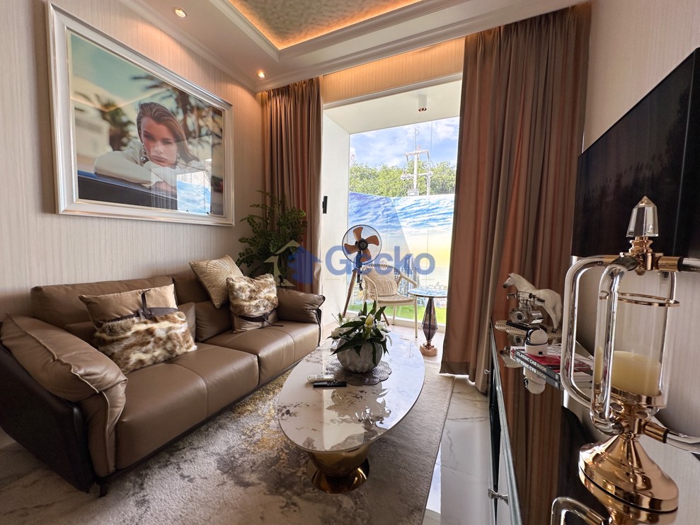 1 Bedroom Condo in The Riviera Santa Monica Jomtien C013515 (Photo 4)