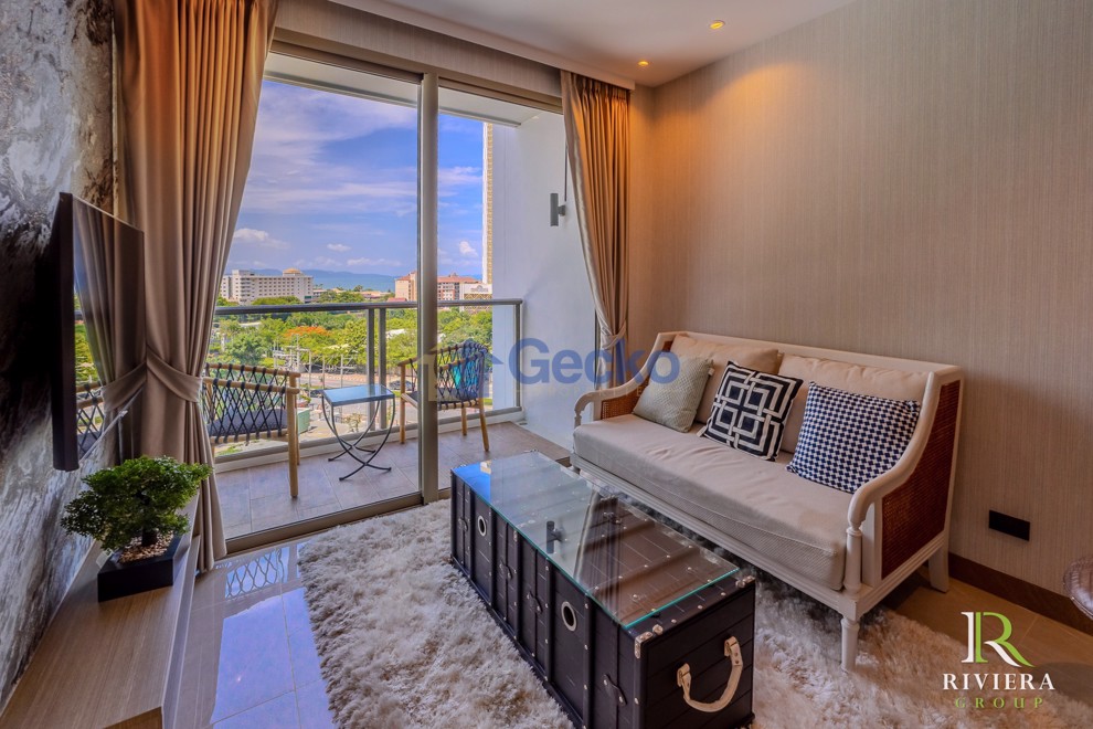 1 Bedroom Condo in The Riviera Ocean Drive Jomtien C013520 (Photo 1)