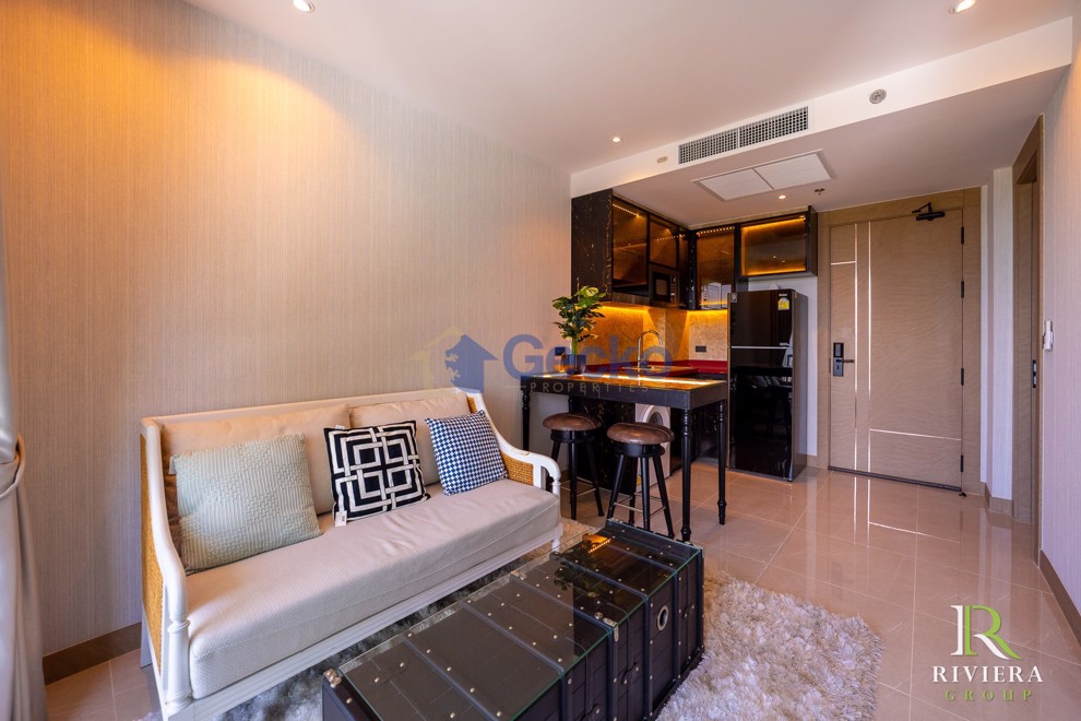 1 Bedroom Condo in The Riviera Ocean Drive Jomtien C013520 (Photo 3)