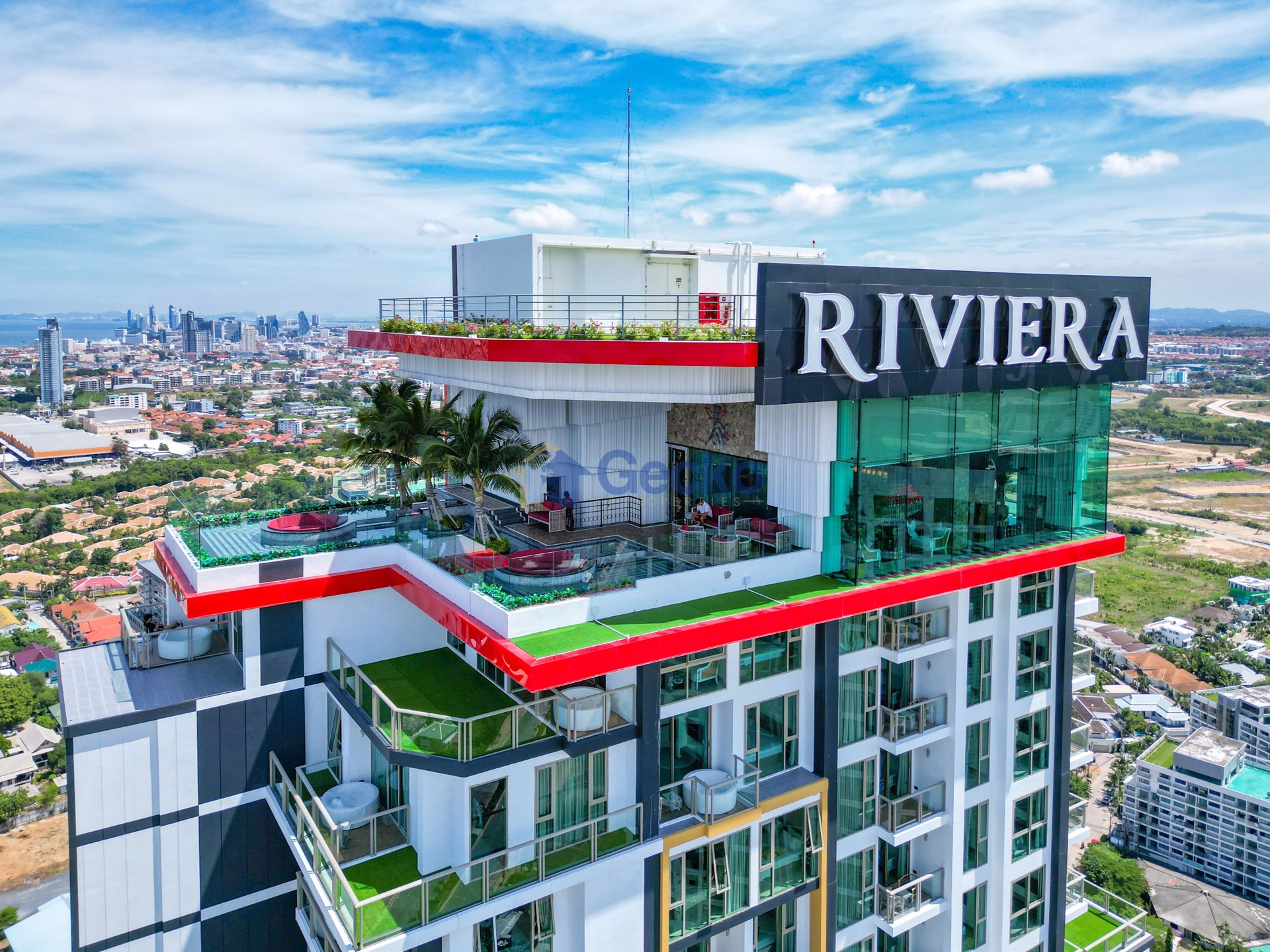 1 Bedroom Condo in The Riviera Ocean Drive Jomtien C013520