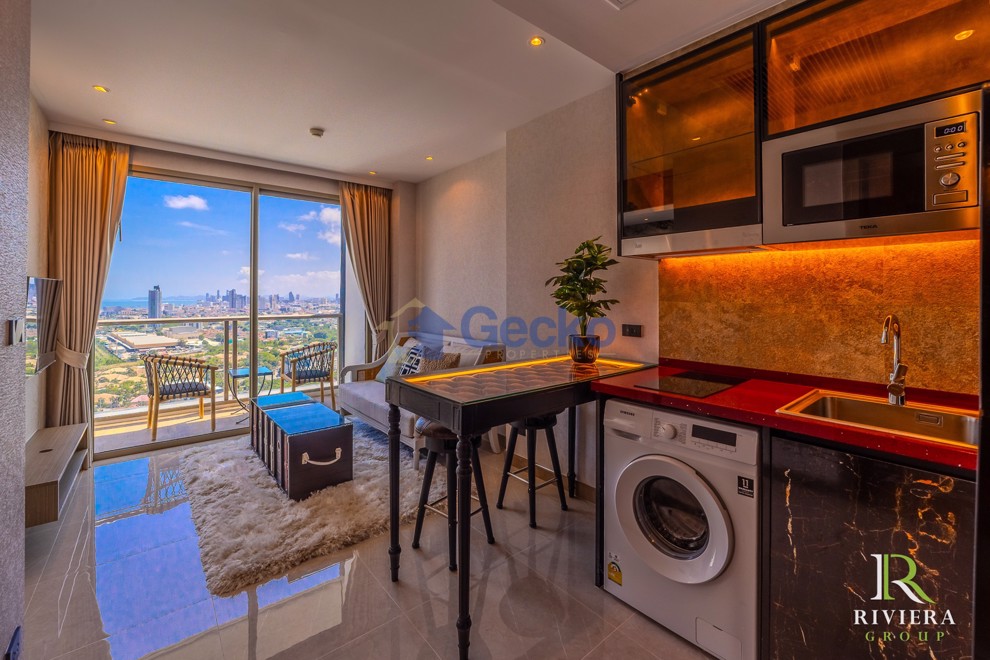 1 Bedroom Condo in The Riviera Ocean Drive Jomtien C013522 (Photo 3)
