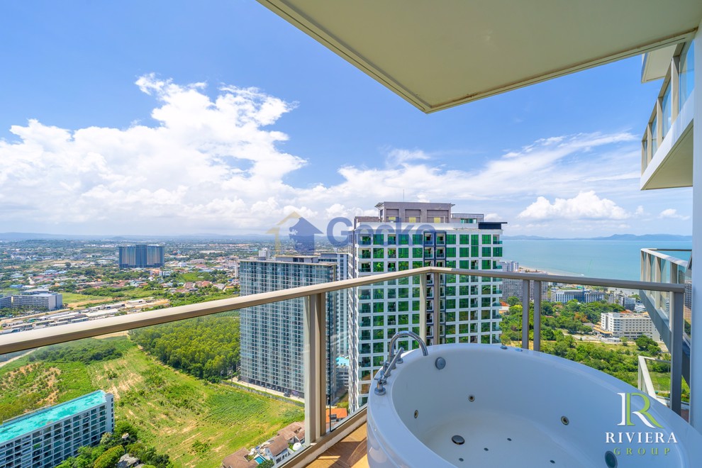 1 Bedroom Condo in The Riviera Ocean Drive Jomtien C013524 (Photo 1)